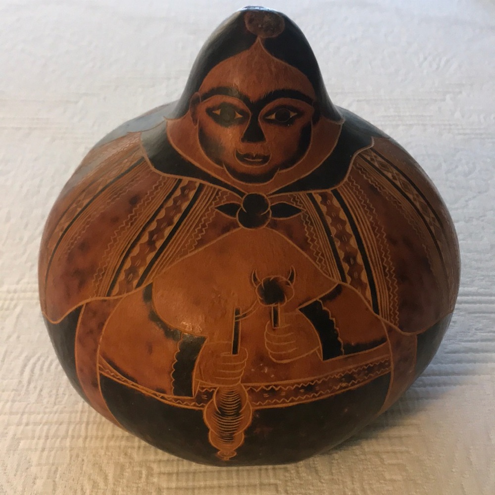 Cesar Aquino Veli Handcrafted Brown & Black Gourd Art Woman Braids Yarn